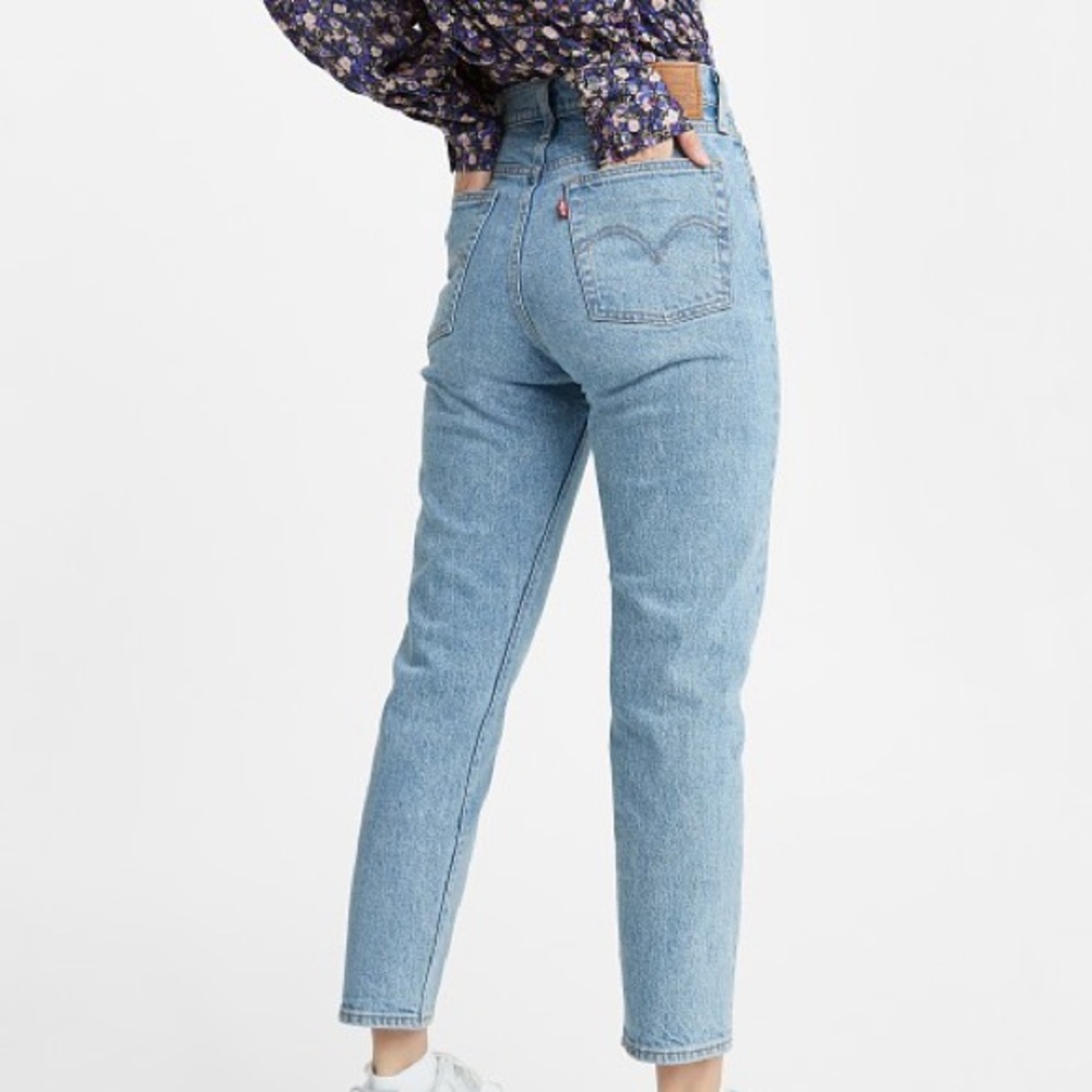 Levi’s Wedgie Jeans